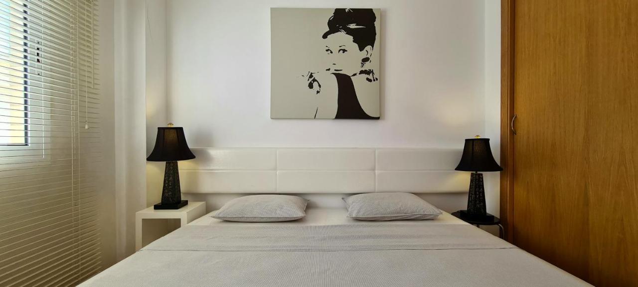 An By The Sea In Playa Apartment Oliva
