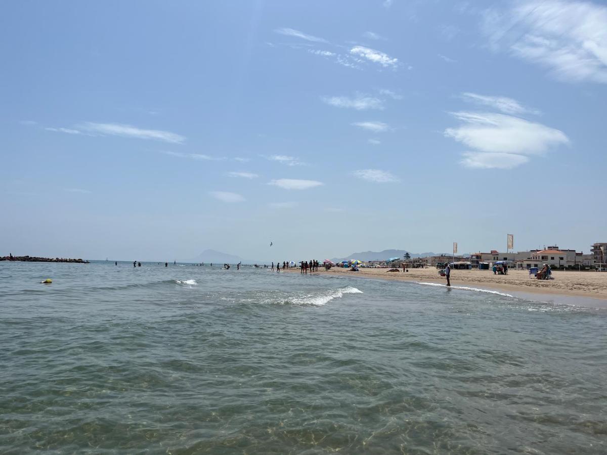 An By The Sea In Playa Apartment